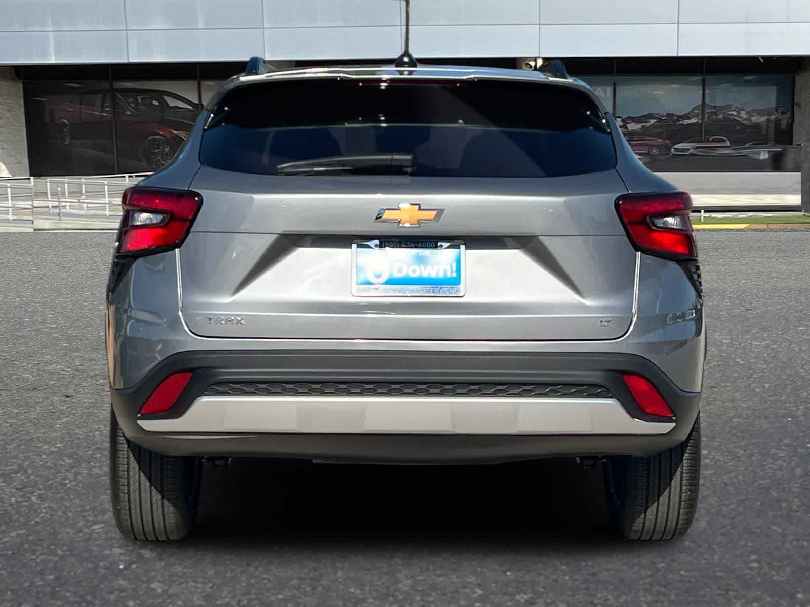 Thumbnail: 2026 Chevrolet Trax - 8