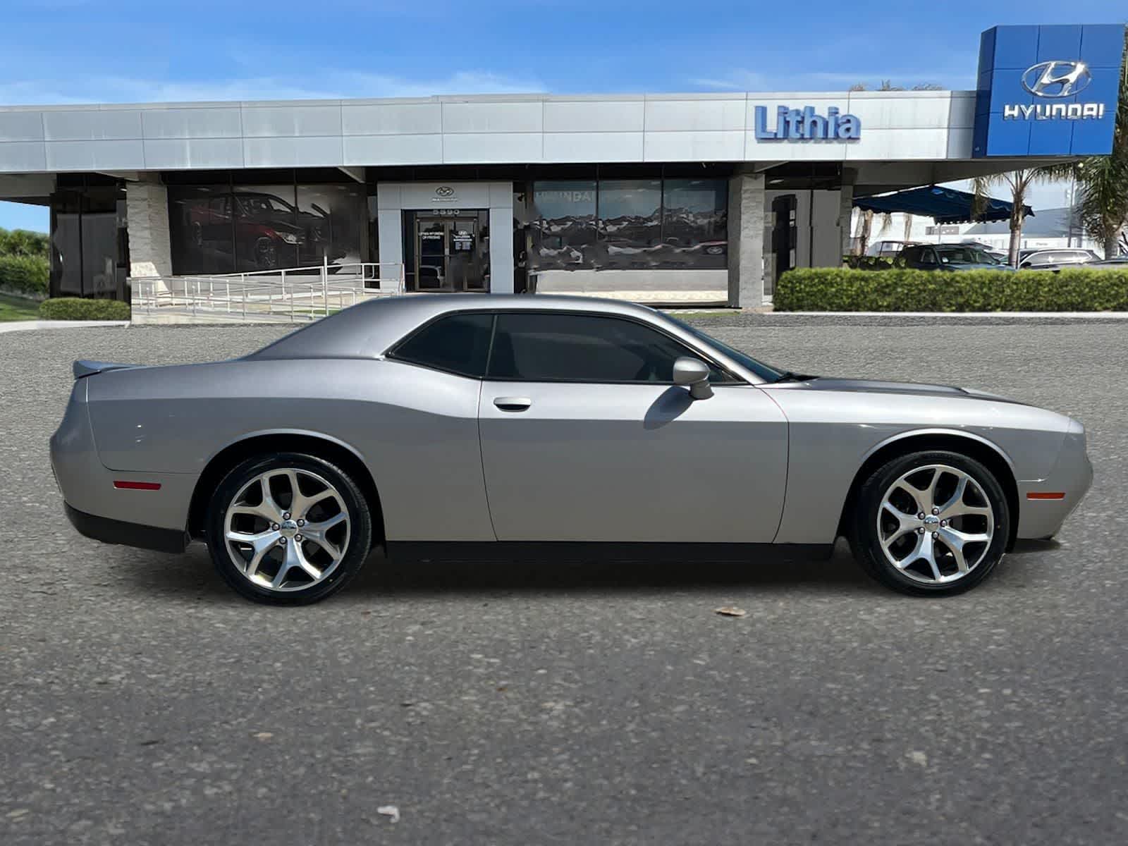 Thumbnail: 2016 Dodge Challenger - 9