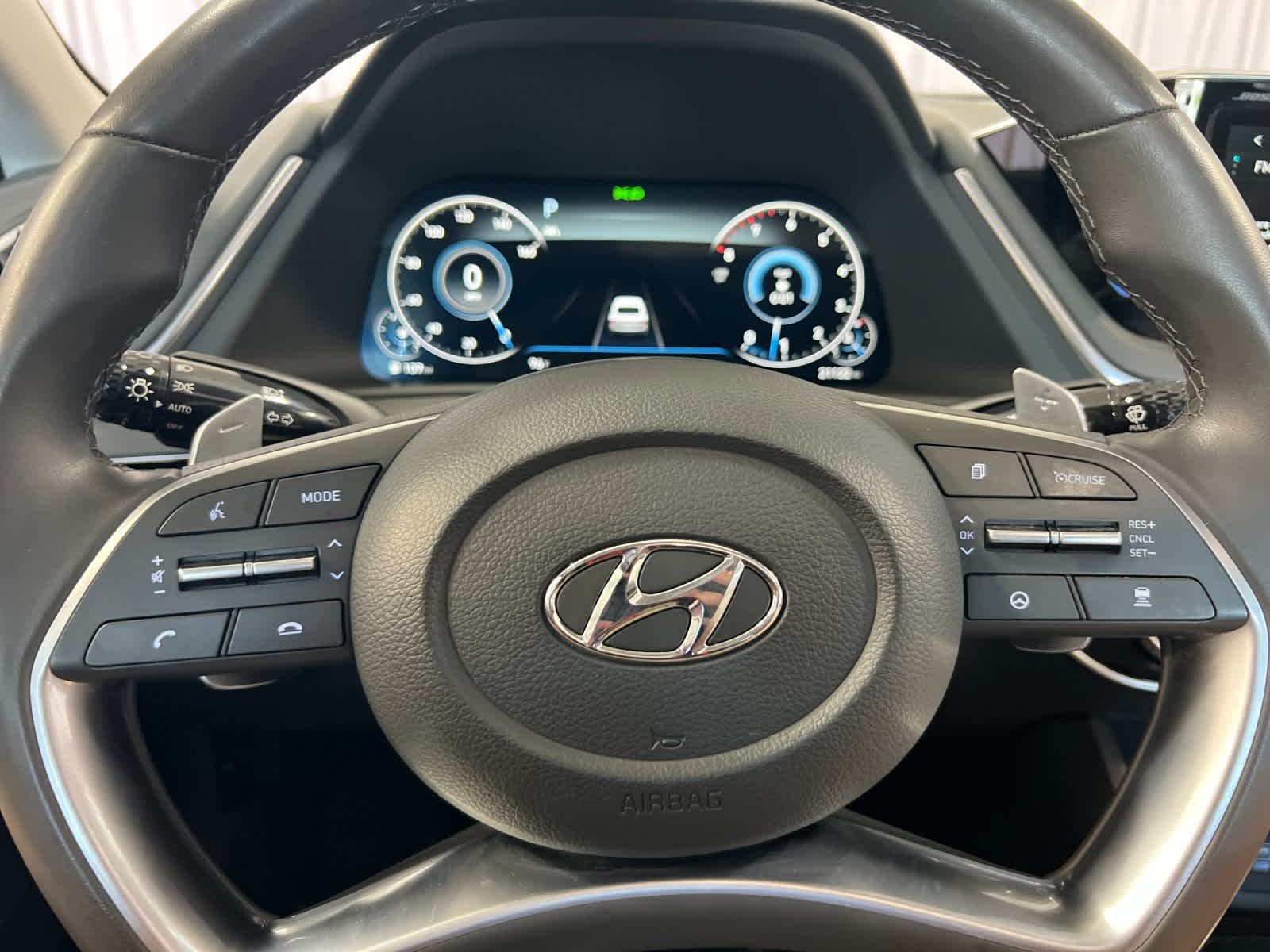 Thumbnail: 2023 Hyundai Sonata - 23