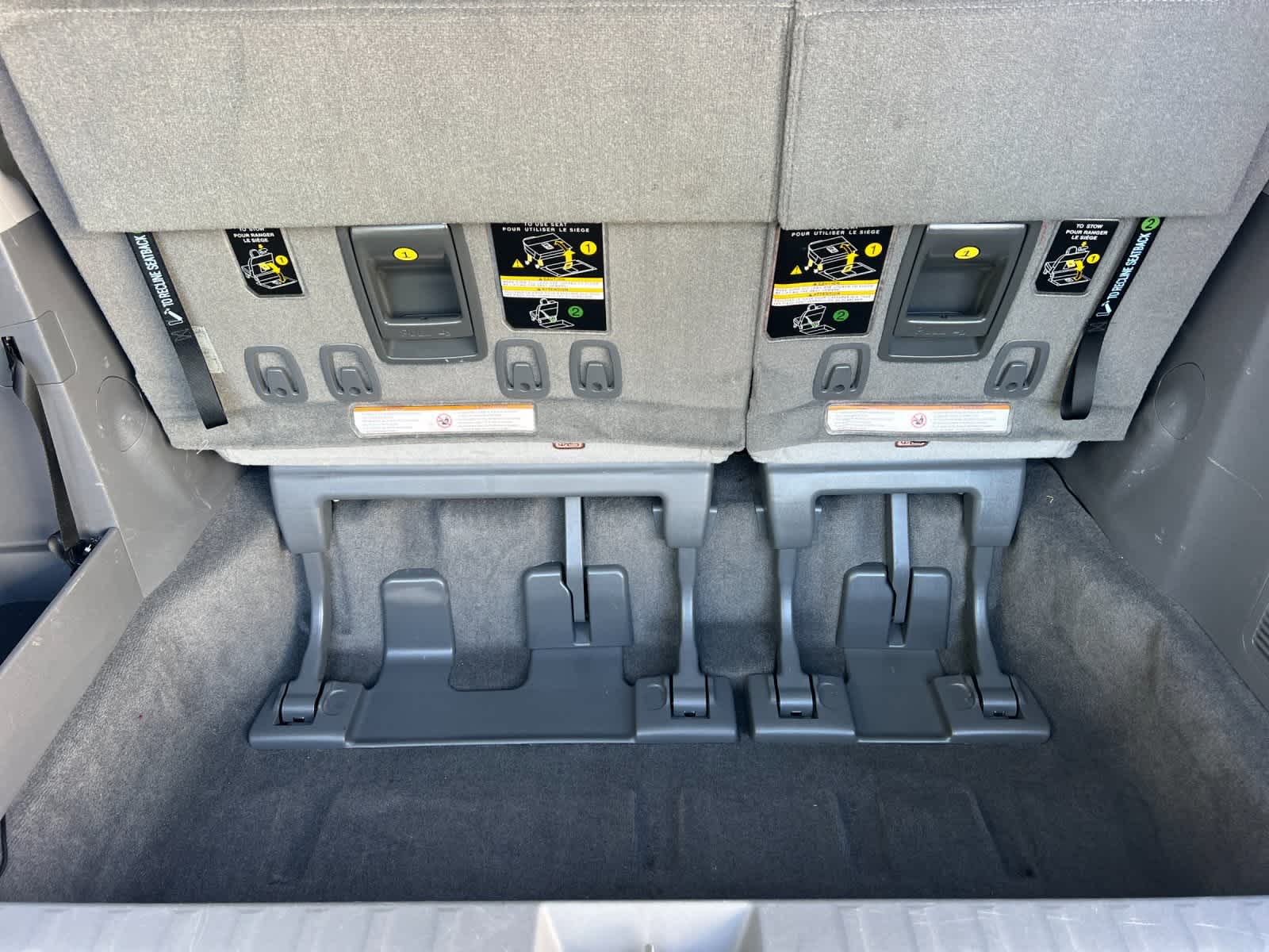 Thumbnail: 2017 Toyota Sienna - 17