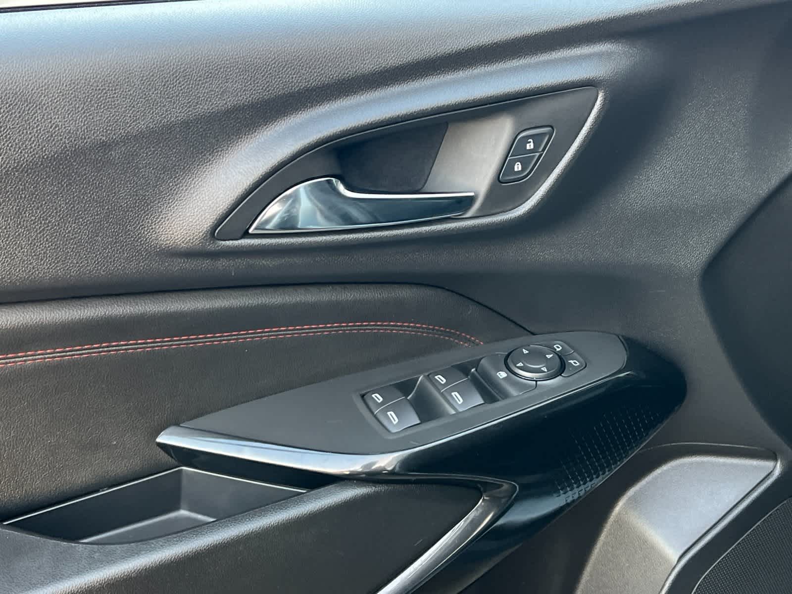 Thumbnail: 2024 Chevrolet Trax - 12