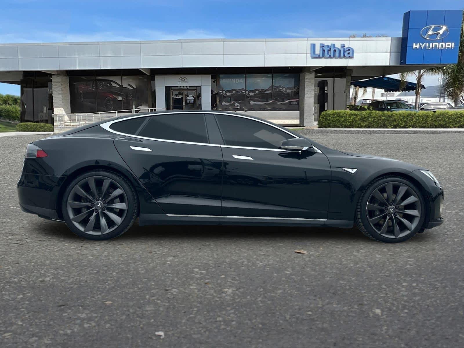 Thumbnail: 2016 Tesla Model S - 8