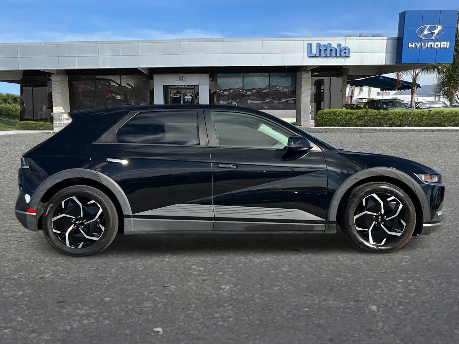 Thumbnail: 2023 Hyundai Ioniq 5 - 9