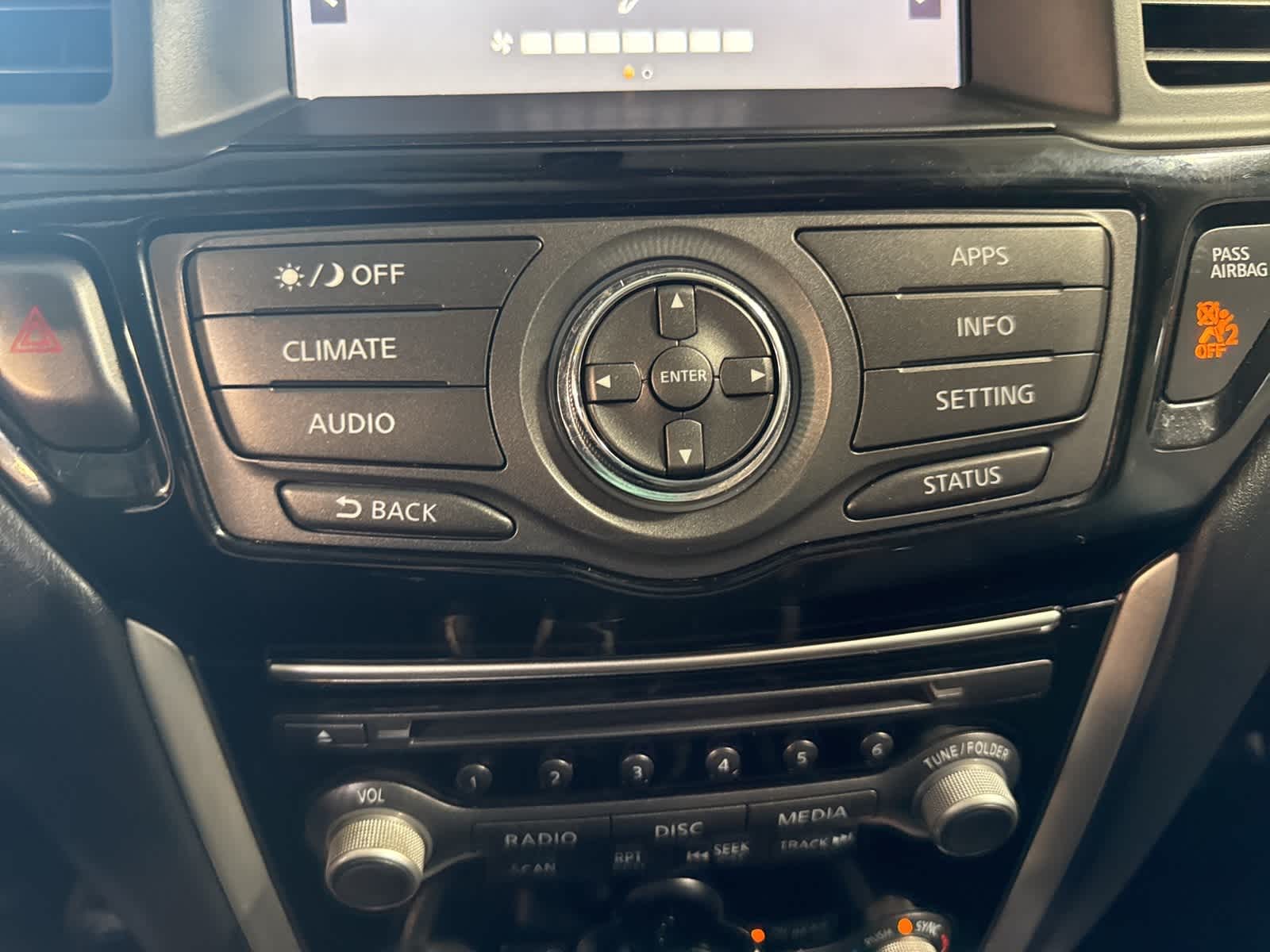 Thumbnail: 2020 Nissan Pathfinder - 22