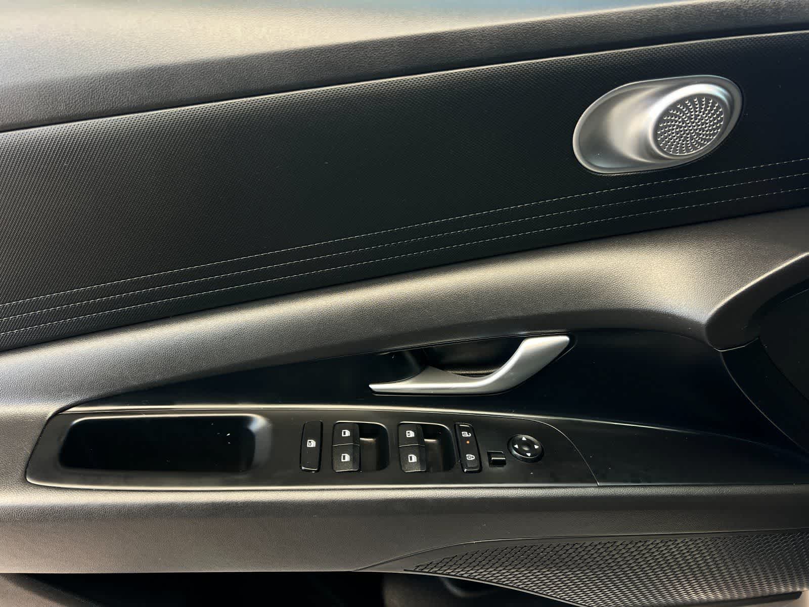 Thumbnail: 2024 Hyundai Elantra - 13