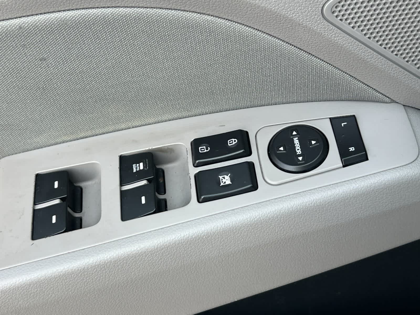 Thumbnail: 2017 Hyundai Elantra - 13