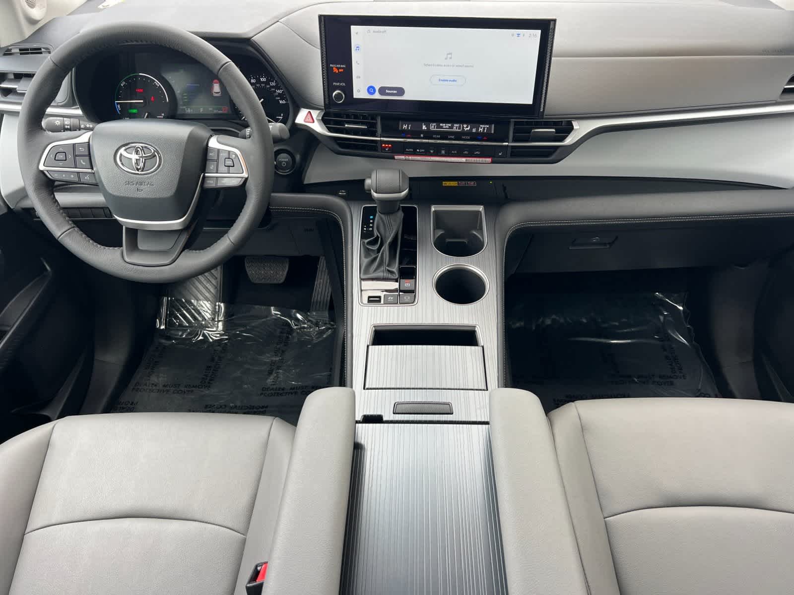 Thumbnail: 2026 Toyota Sienna - 4