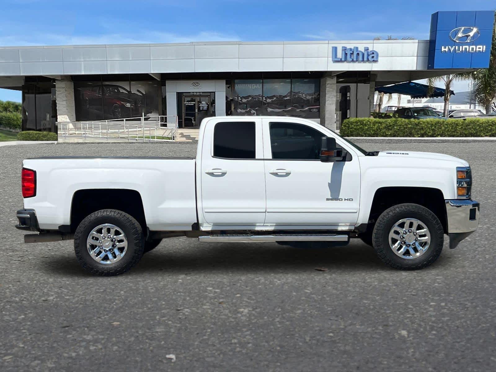 Thumbnail: 2017 Chevrolet Silverado 2500 - 8