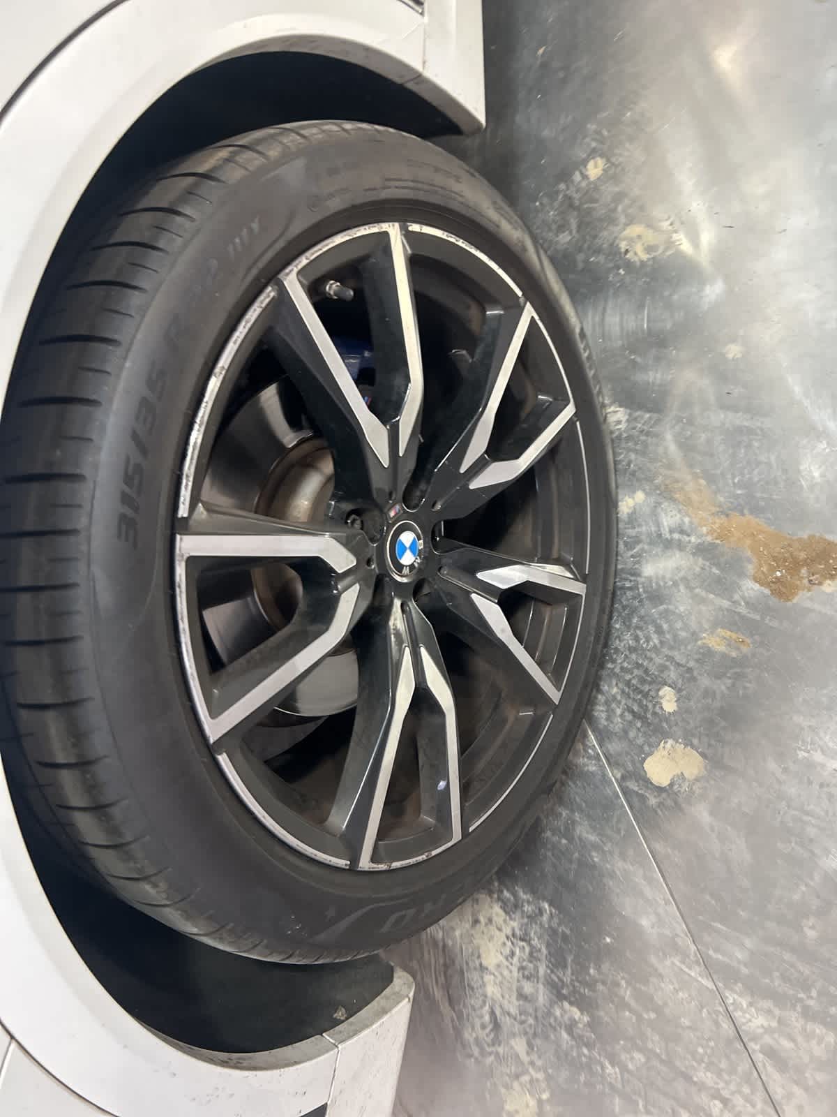 Thumbnail: 2022 BMW X7 - 7