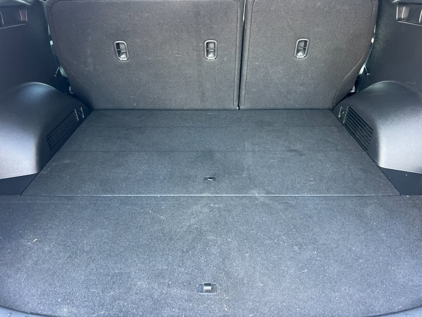 Thumbnail: 2022 Hyundai Santa Fe - 16