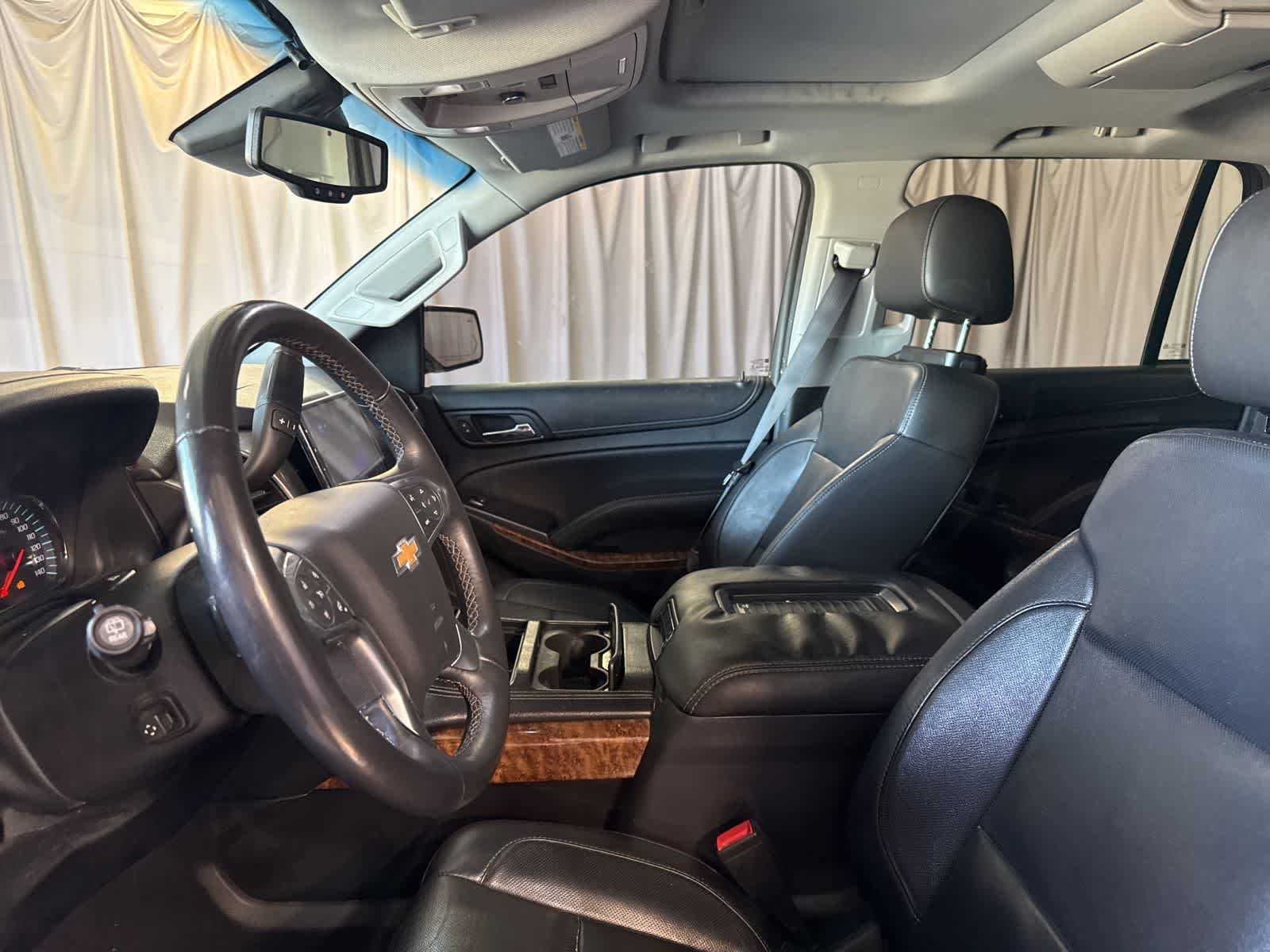 Thumbnail: 2015 Chevrolet Tahoe - 19