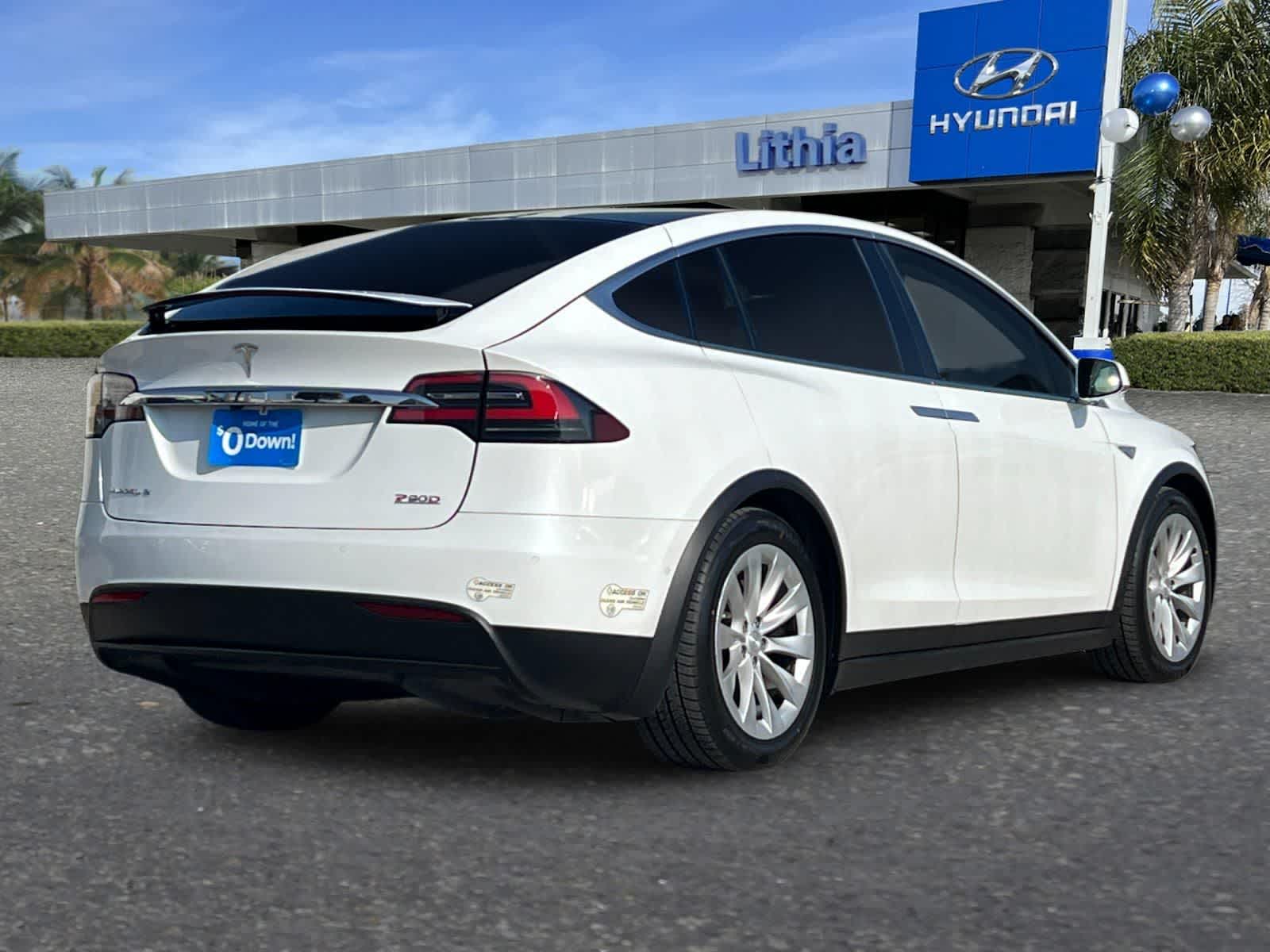 Thumbnail: 2016 Tesla Model X - 3