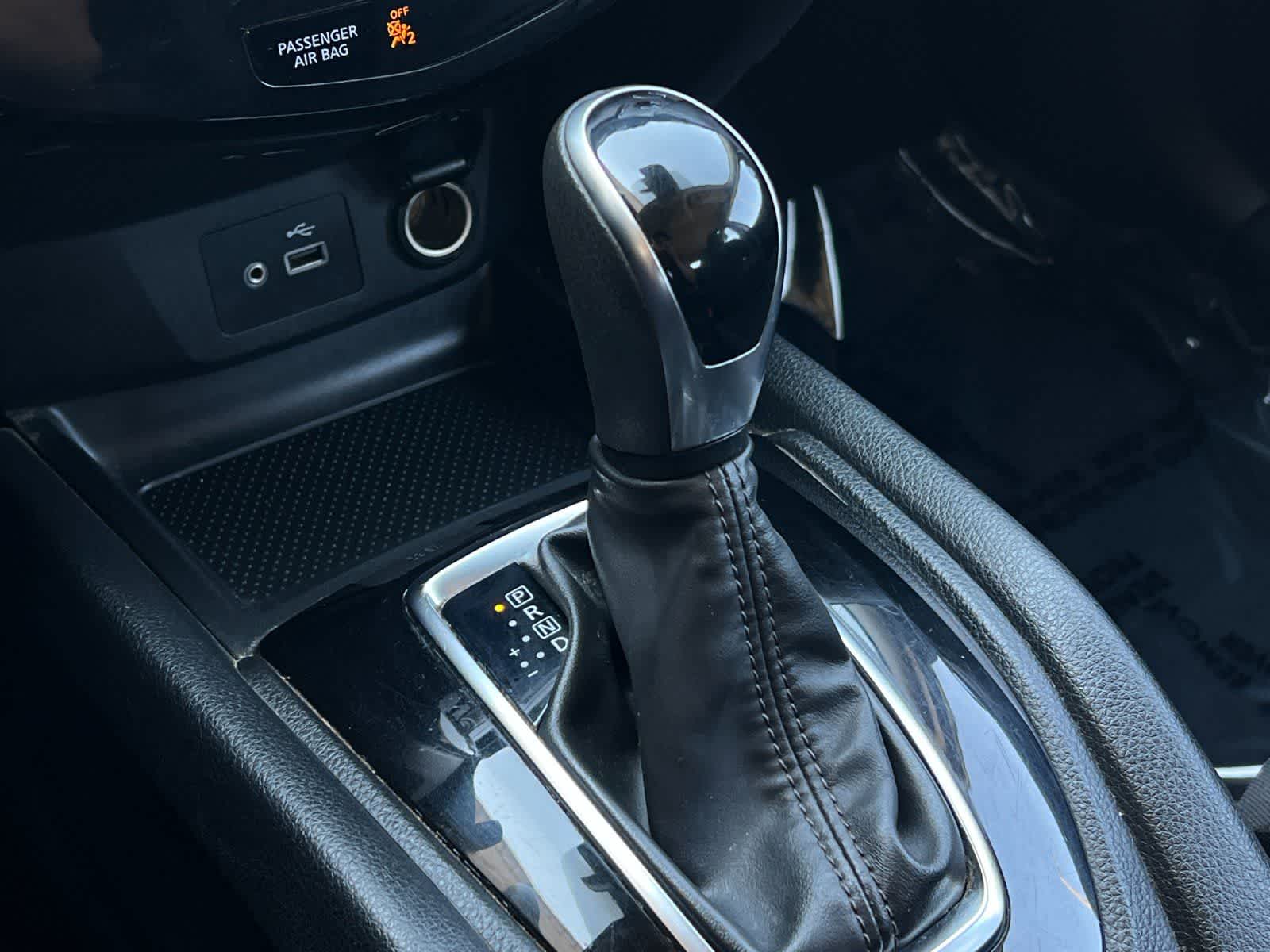 Thumbnail: 2020 Nissan Rogue Sport - 22