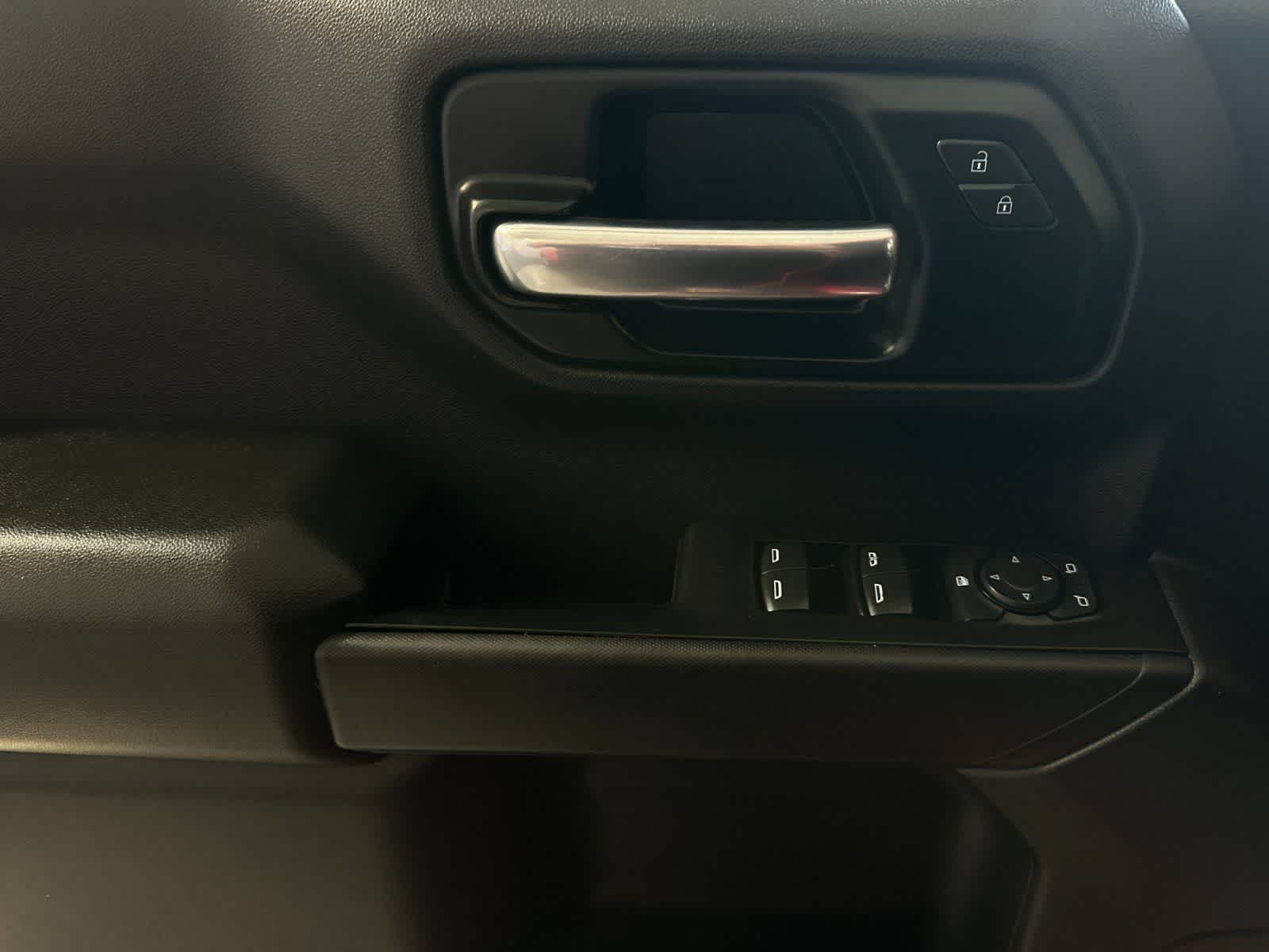 Thumbnail: 2021 Chevrolet Silverado 1500 - 13