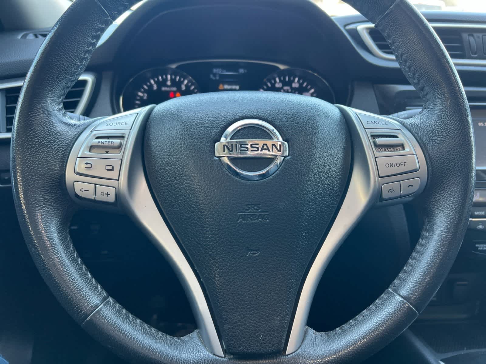 Thumbnail: 2016 Nissan Rogue - 24