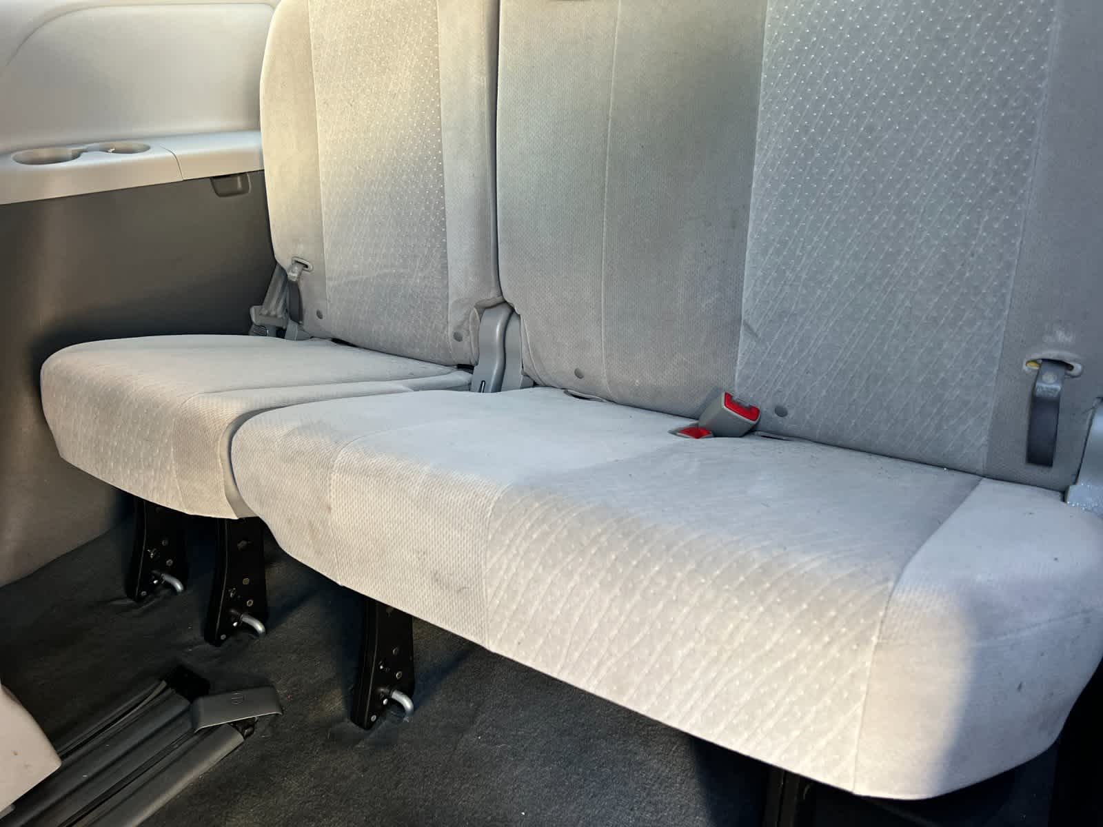 Thumbnail: 2017 Toyota Sienna - 15