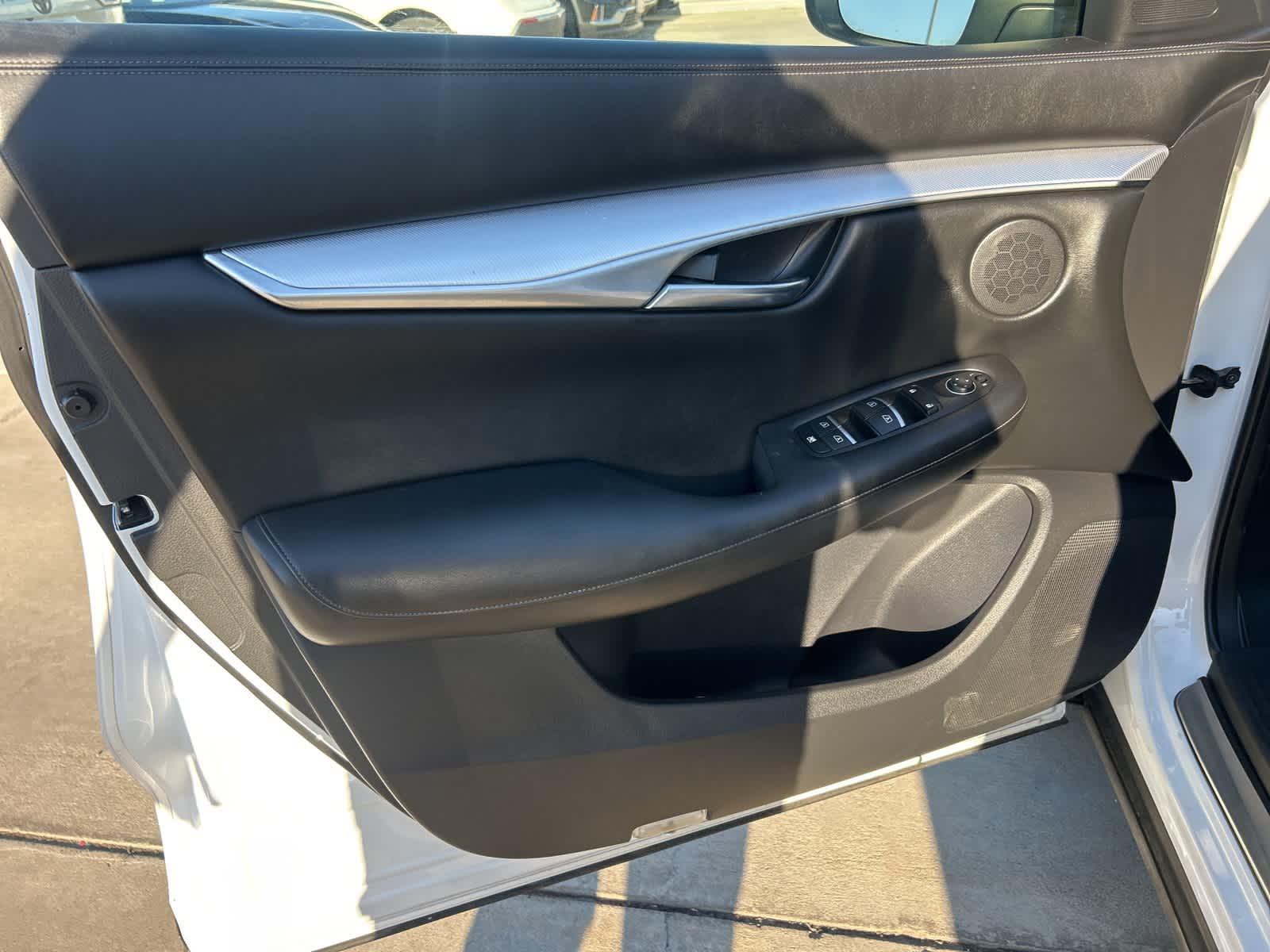Thumbnail: 2019 INFINITI QX50 - 21