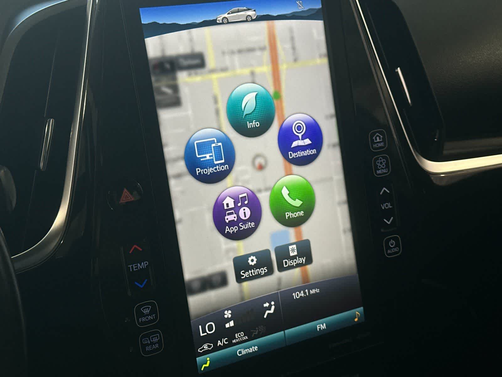Thumbnail: 2022 Toyota Prius Prime - 19