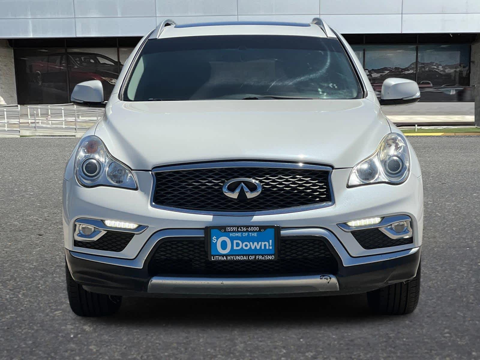 Thumbnail: 2016 INFINITI QX50 - 10