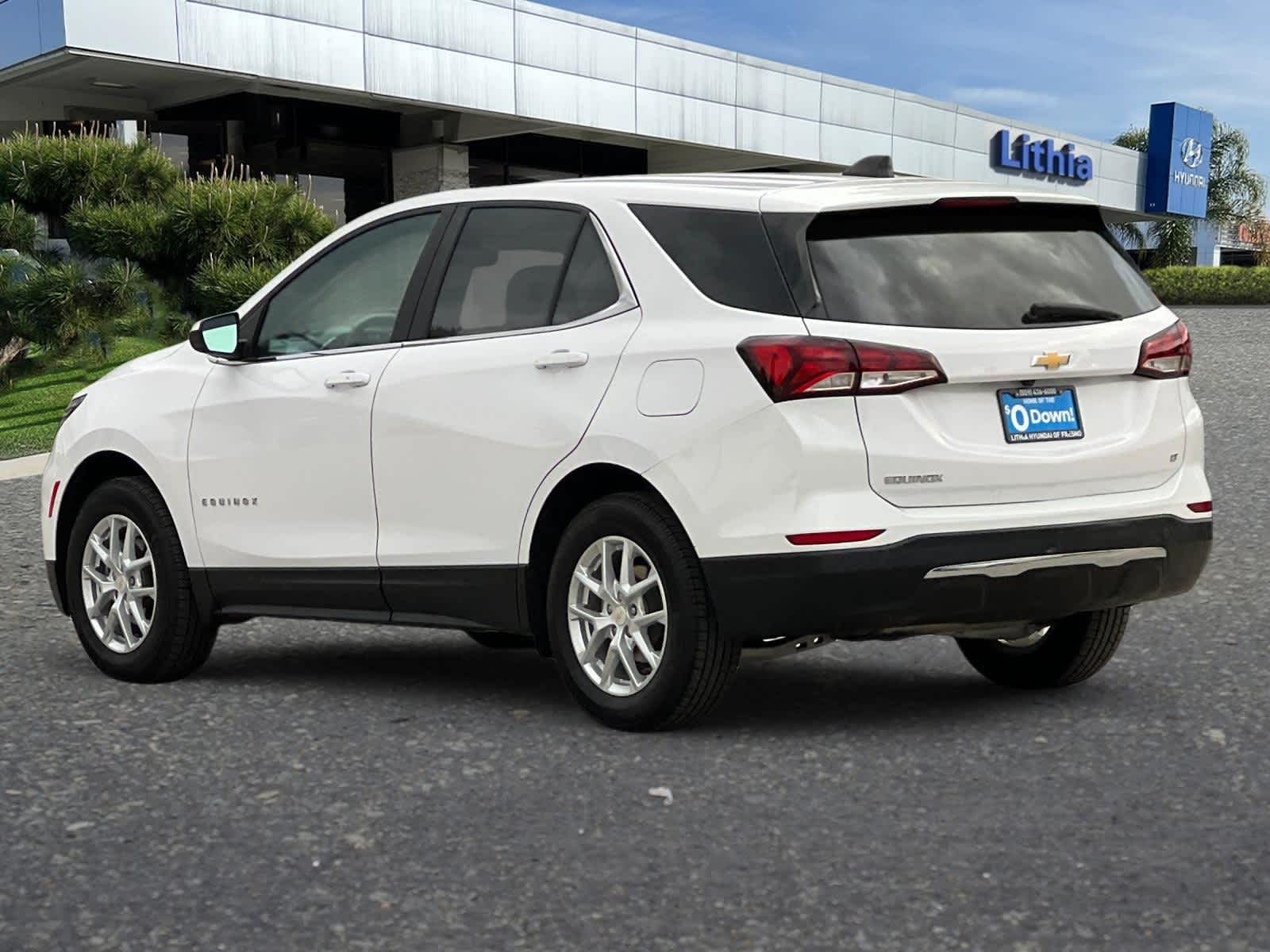 Thumbnail: 2022 Chevrolet Equinox - 6