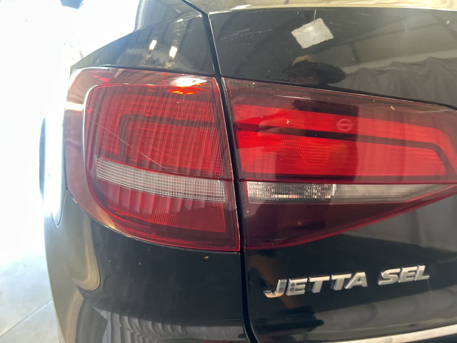 Thumbnail: 2017 Volkswagen Jetta - 13