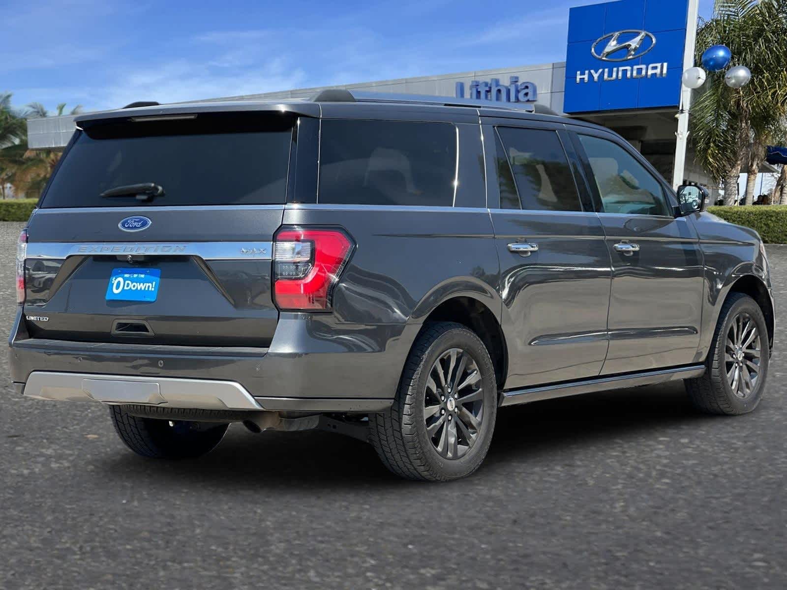 Used 2019 Ford Expedition Limited with VIN 1FMJK2AT2KEA28564 for sale in Fresno, CA