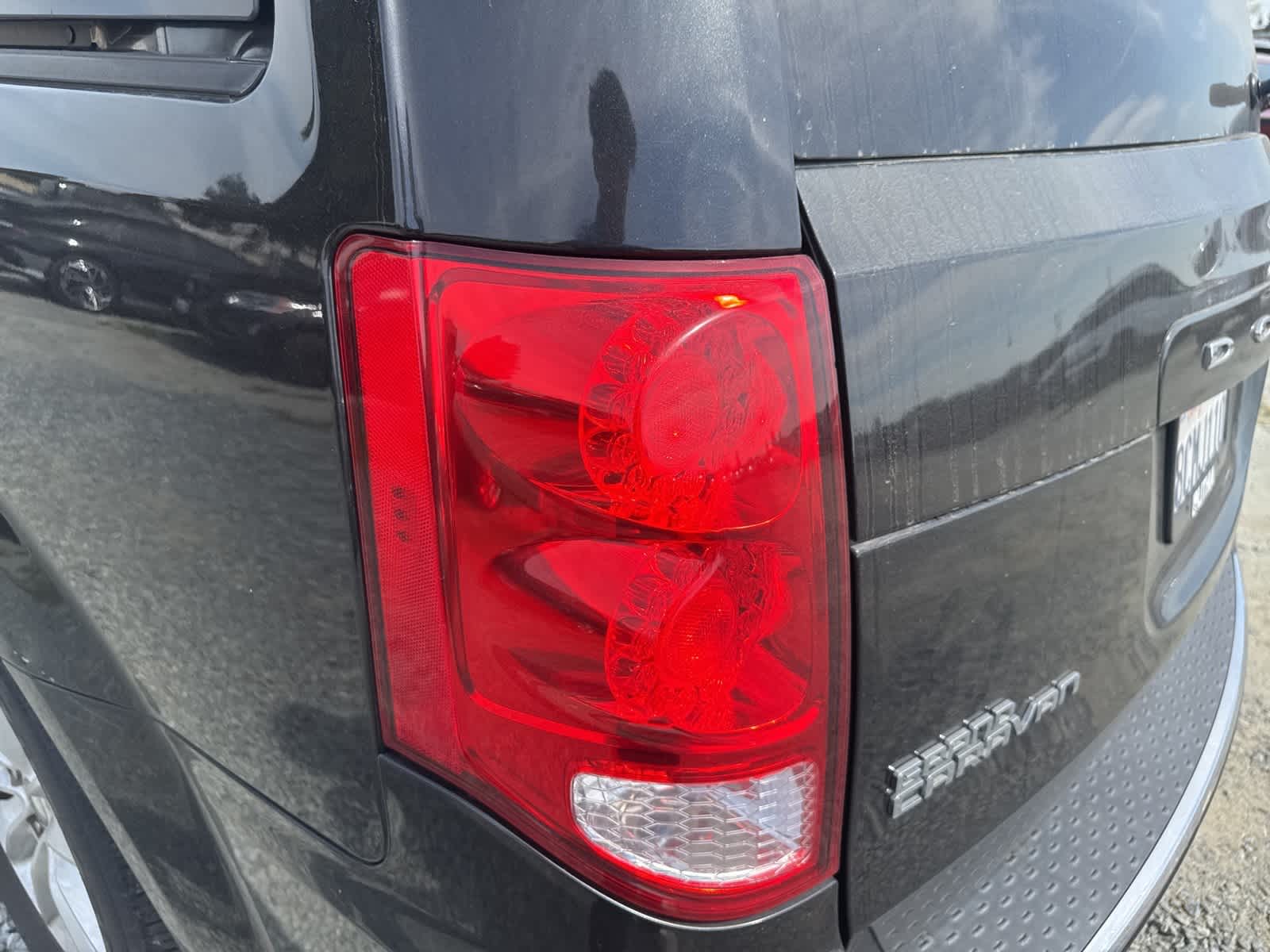 Thumbnail: 2016 Dodge Grand Caravan - 12