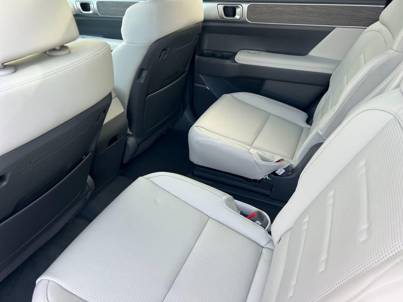 Thumbnail: 2026 Hyundai Santa Fe - 4