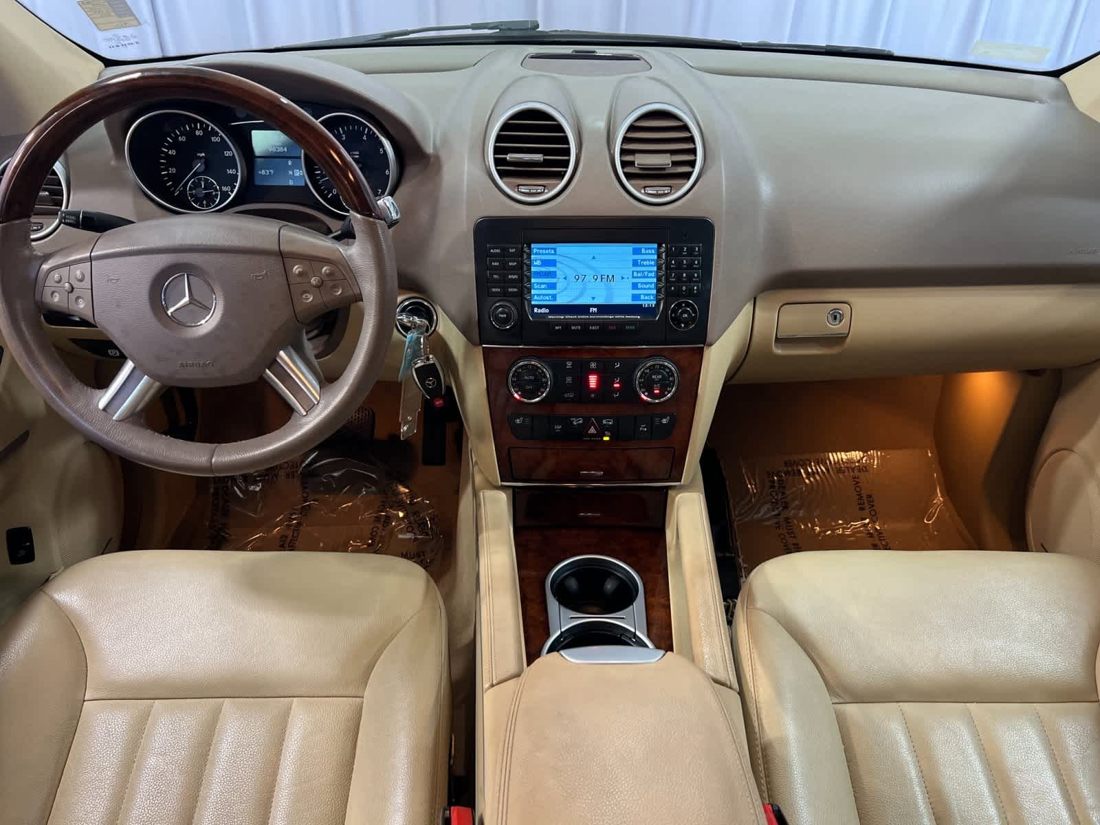 Thumbnail: 2008 Mercedes-Benz M-Class - 3