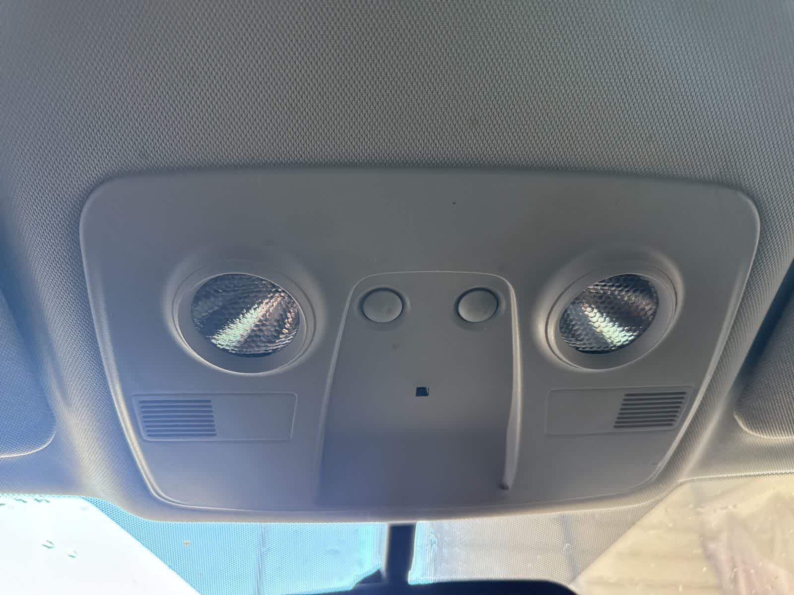 Thumbnail: 2017 Chevrolet Traverse - 26