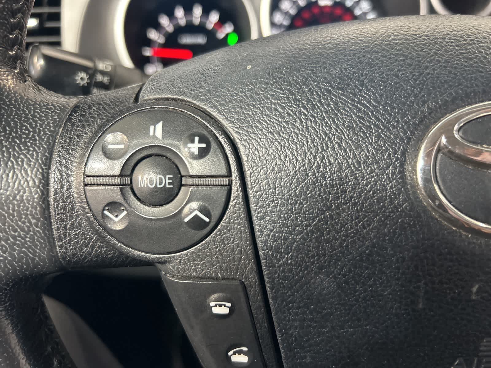 2011 Toyota Sequoia Platinum 28