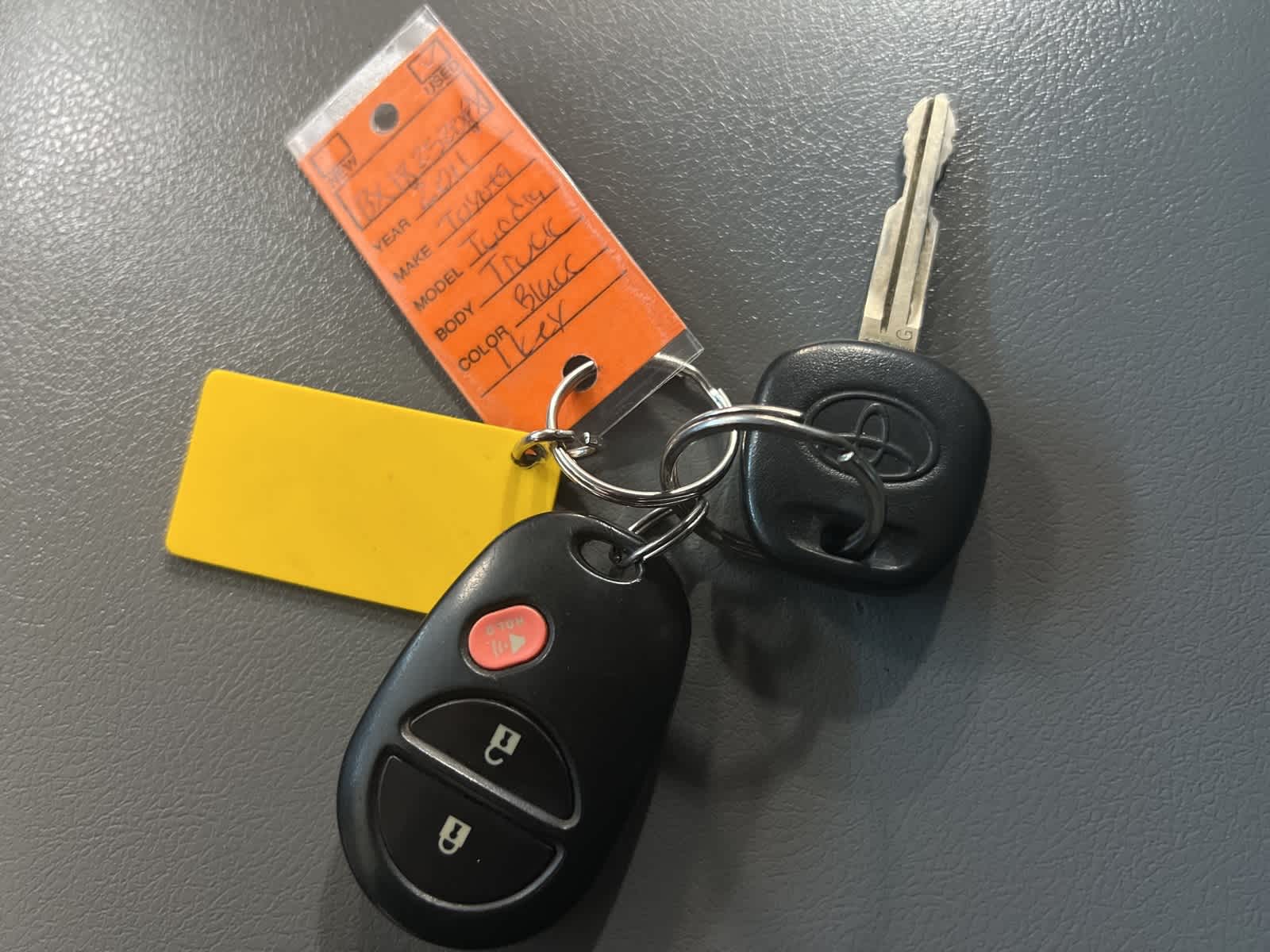 Thumbnail: 2011 Toyota Tundra - 36