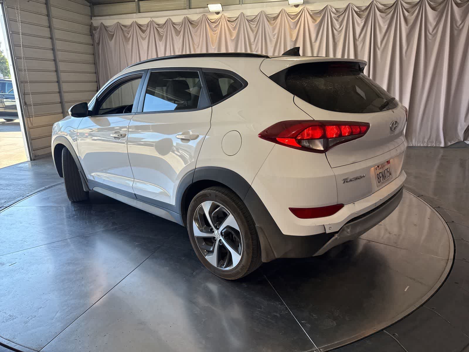 Thumbnail: 2018 Hyundai Tucson - 7