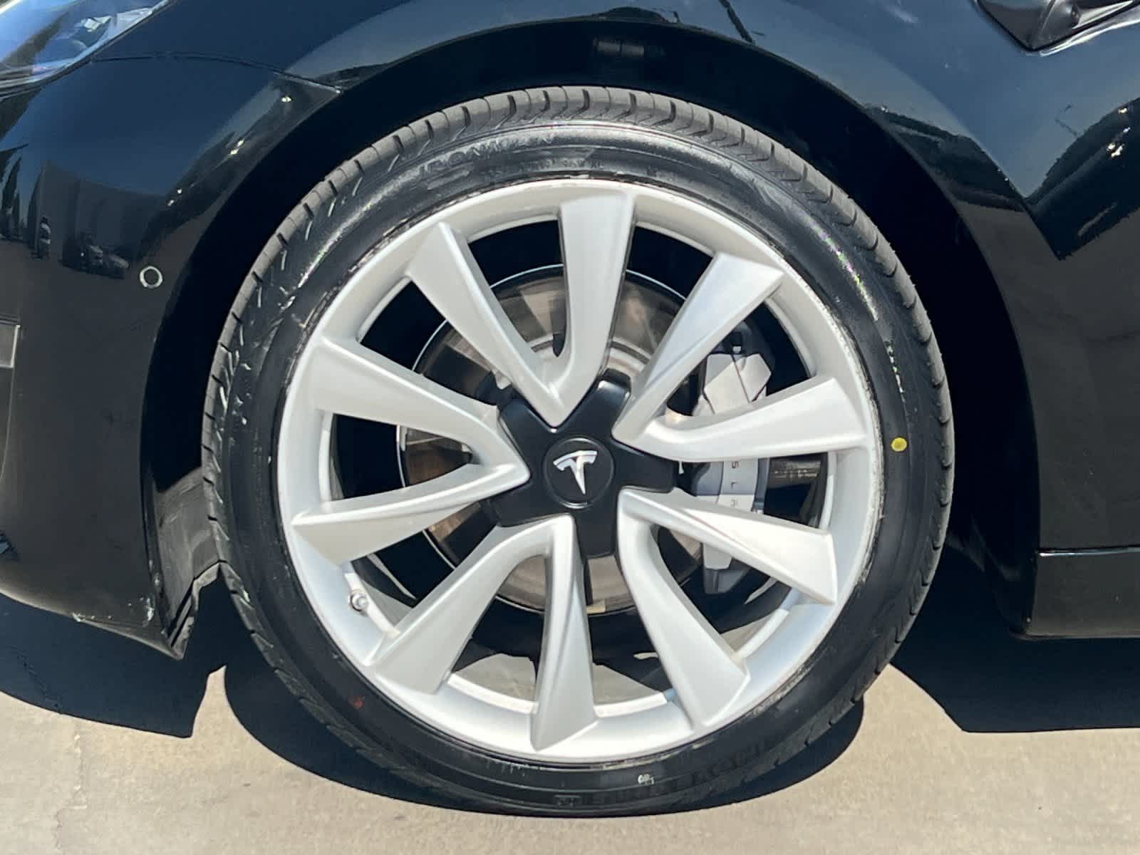 Thumbnail: 2018 Tesla Model 3 - 25