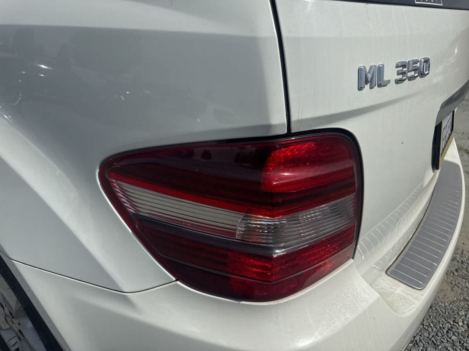 Thumbnail: 2011 Mercedes-Benz M-Class - 10