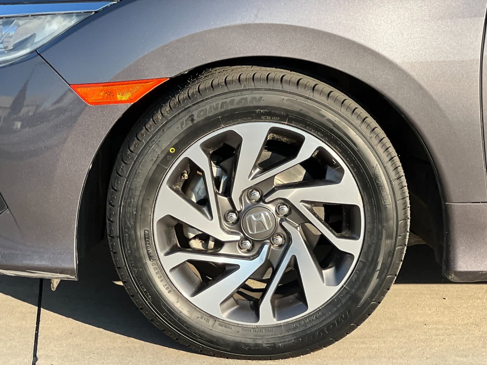 Thumbnail: 2018 Honda Civic - 25