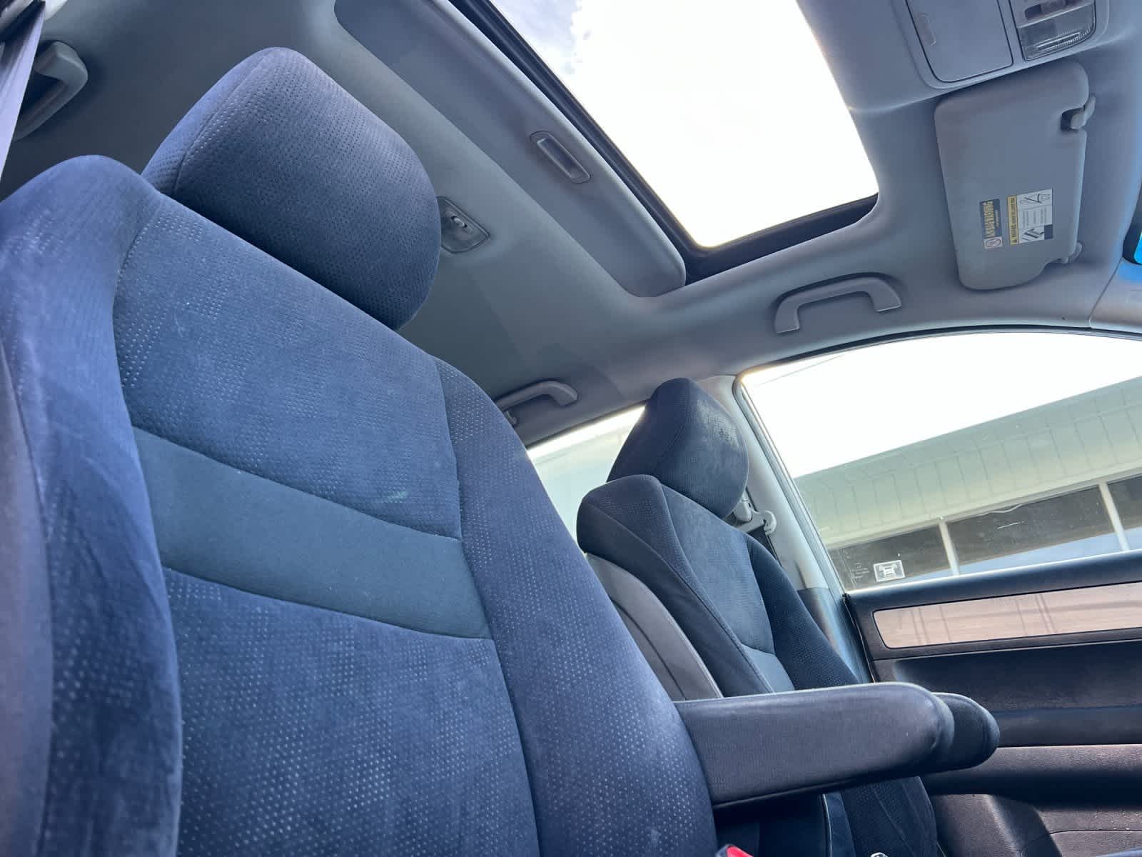 Thumbnail: 2010 Honda CR-V - 17