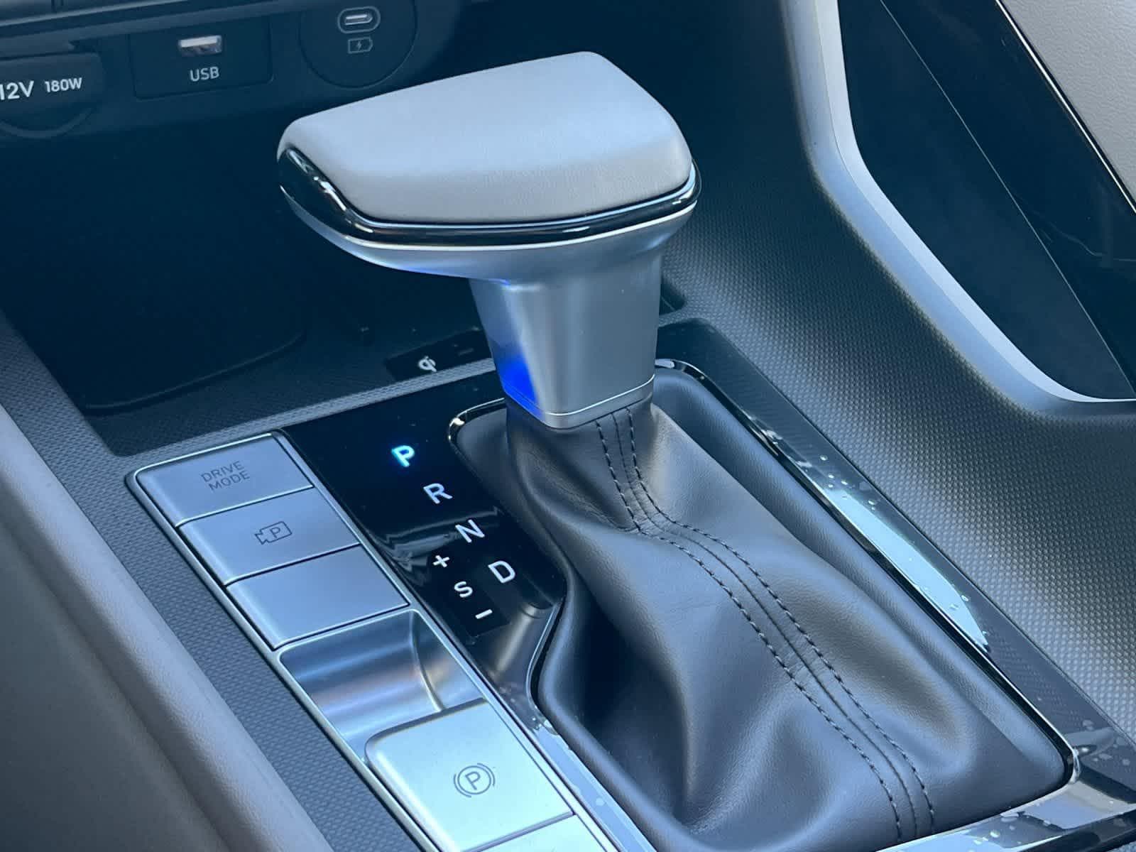 Thumbnail: 2025 Hyundai Elantra - 22