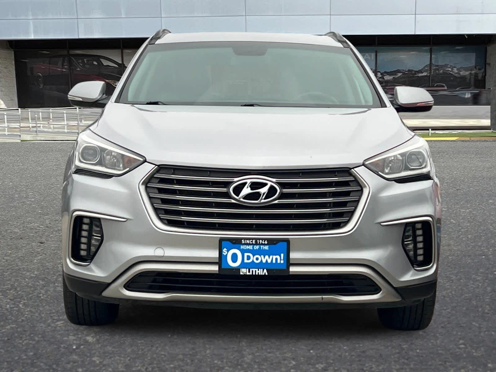 Thumbnail: 2019 Hyundai Santa Fe - 10