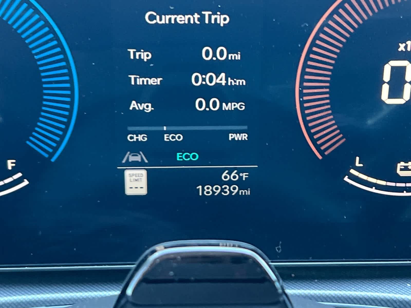 Thumbnail: 2024 Hyundai Santa Fe - 26