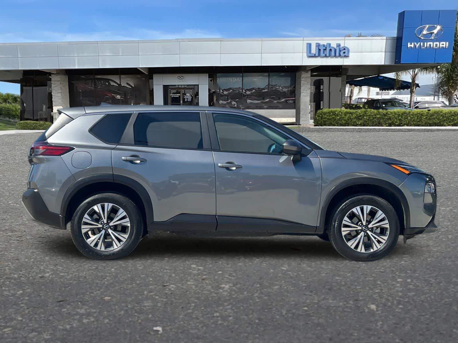 Thumbnail: 2023 Nissan Rogue - 9