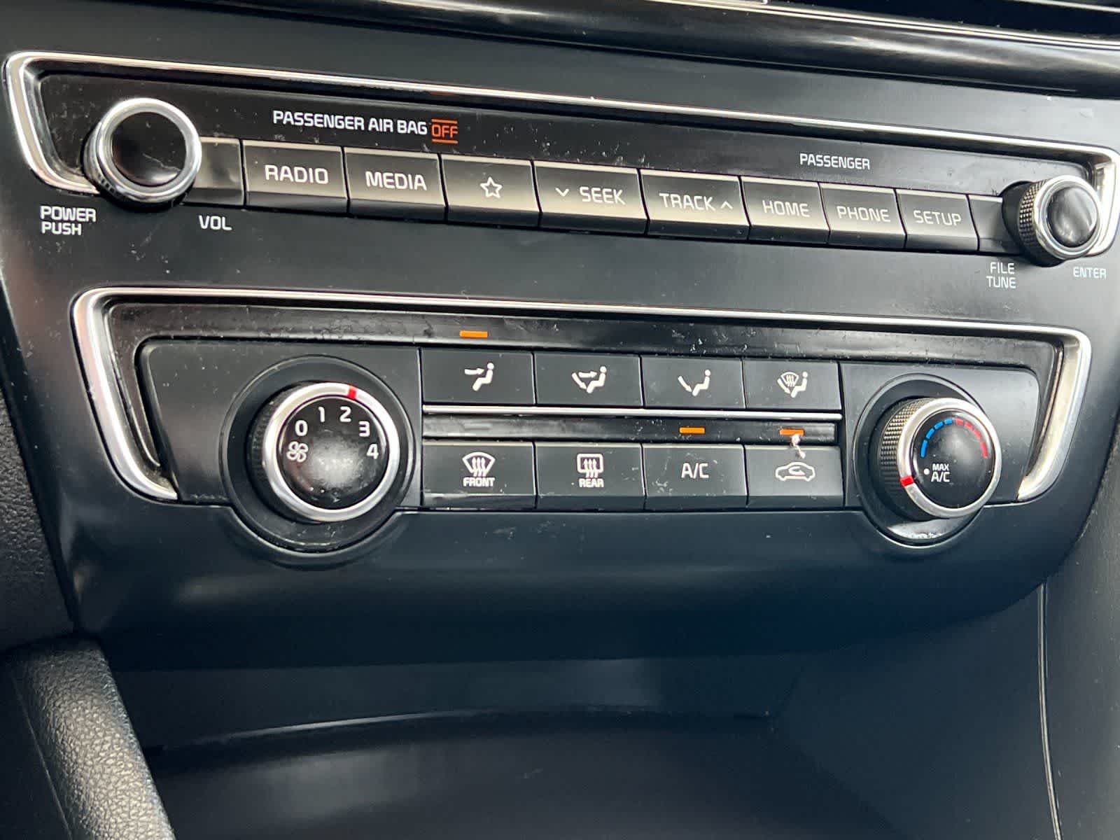 Thumbnail: 2020 Kia Optima - 20