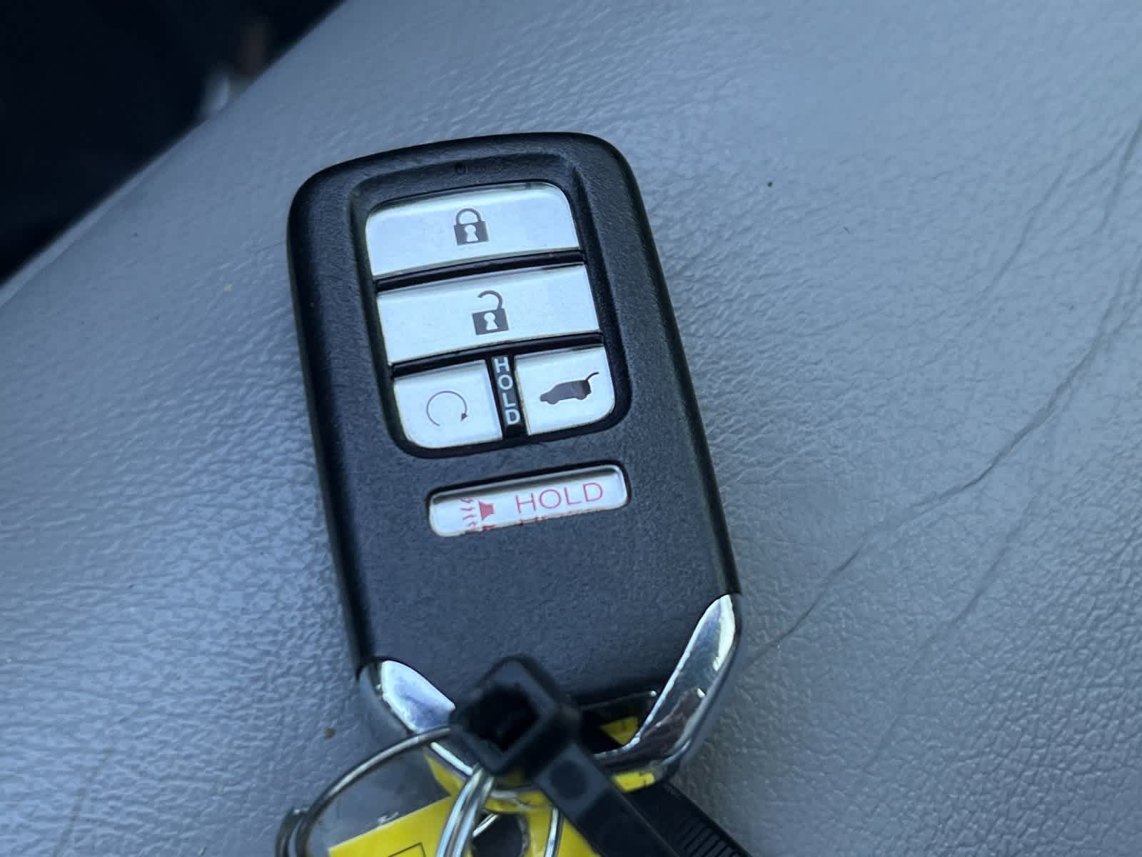 Thumbnail: 2017 Honda Pilot - 29