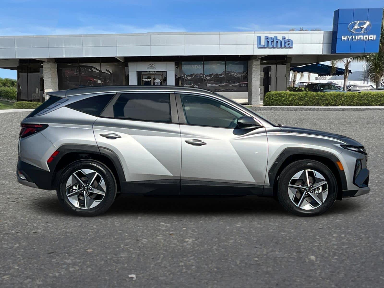 Thumbnail: 2025 Hyundai Tucson - 8