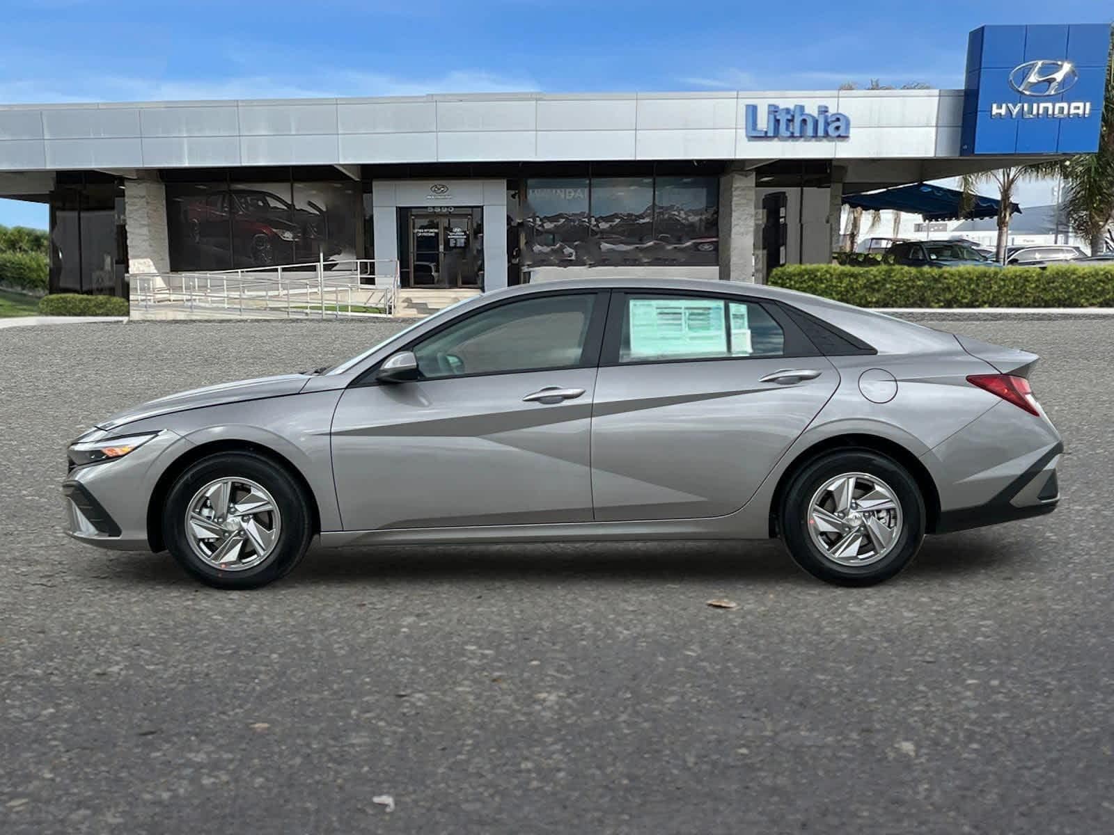 Thumbnail: 2025 Hyundai Elantra - 6