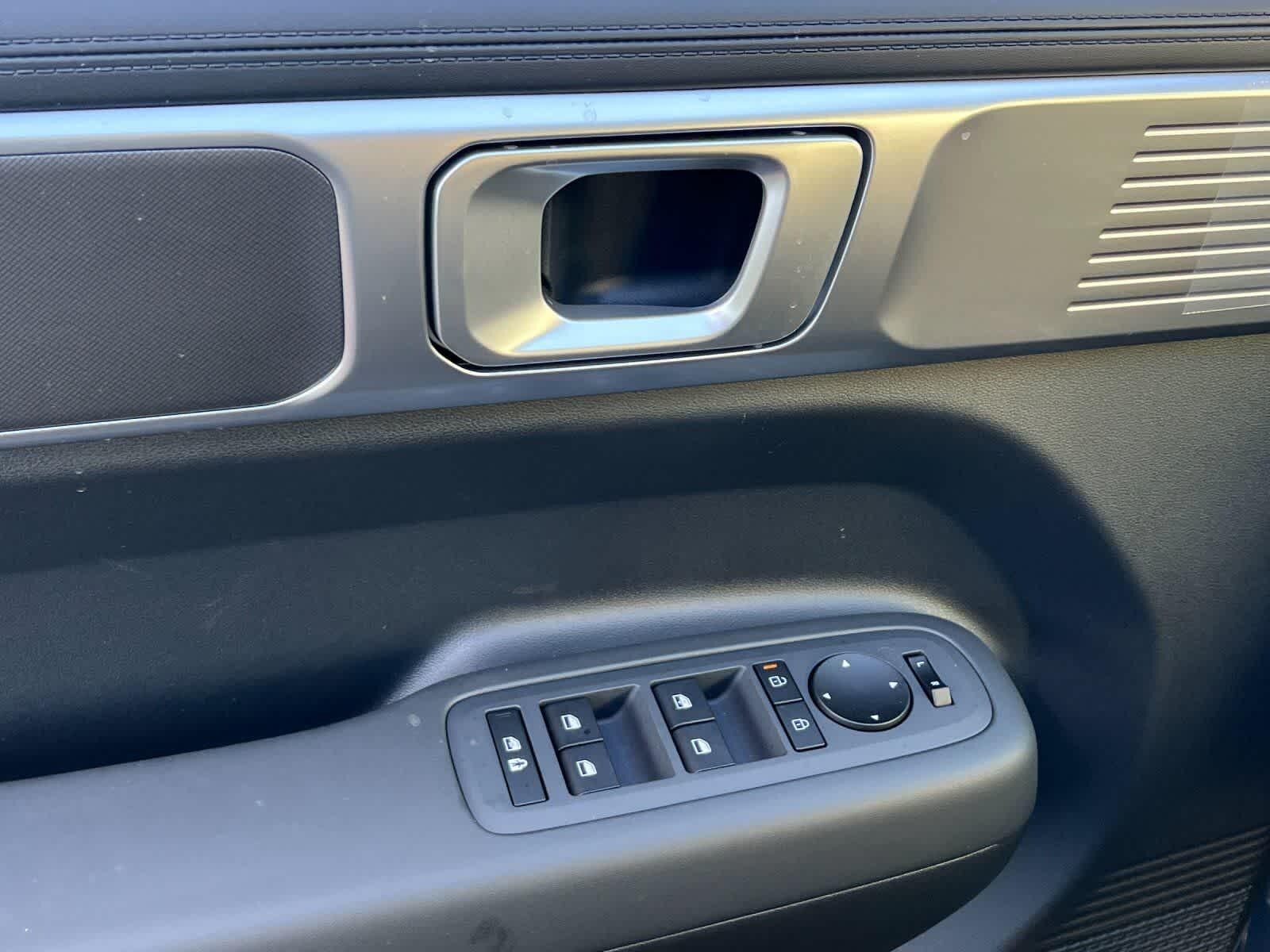 Thumbnail: 2026 Hyundai Santa Fe - 12