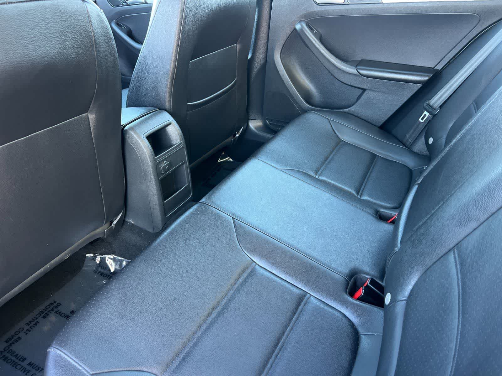 2017 Volkswagen Jetta 1.4T SE photo 4