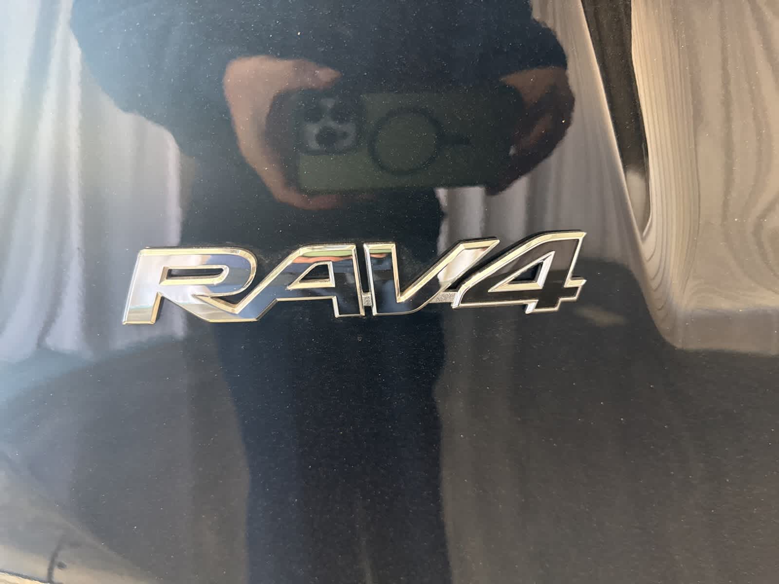 Thumbnail: 2017 Toyota RAV4 - 13