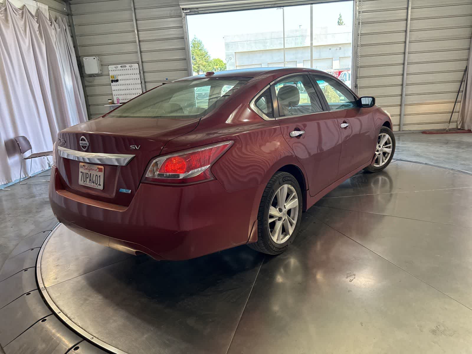 Thumbnail: 2013 Nissan Altima - 5