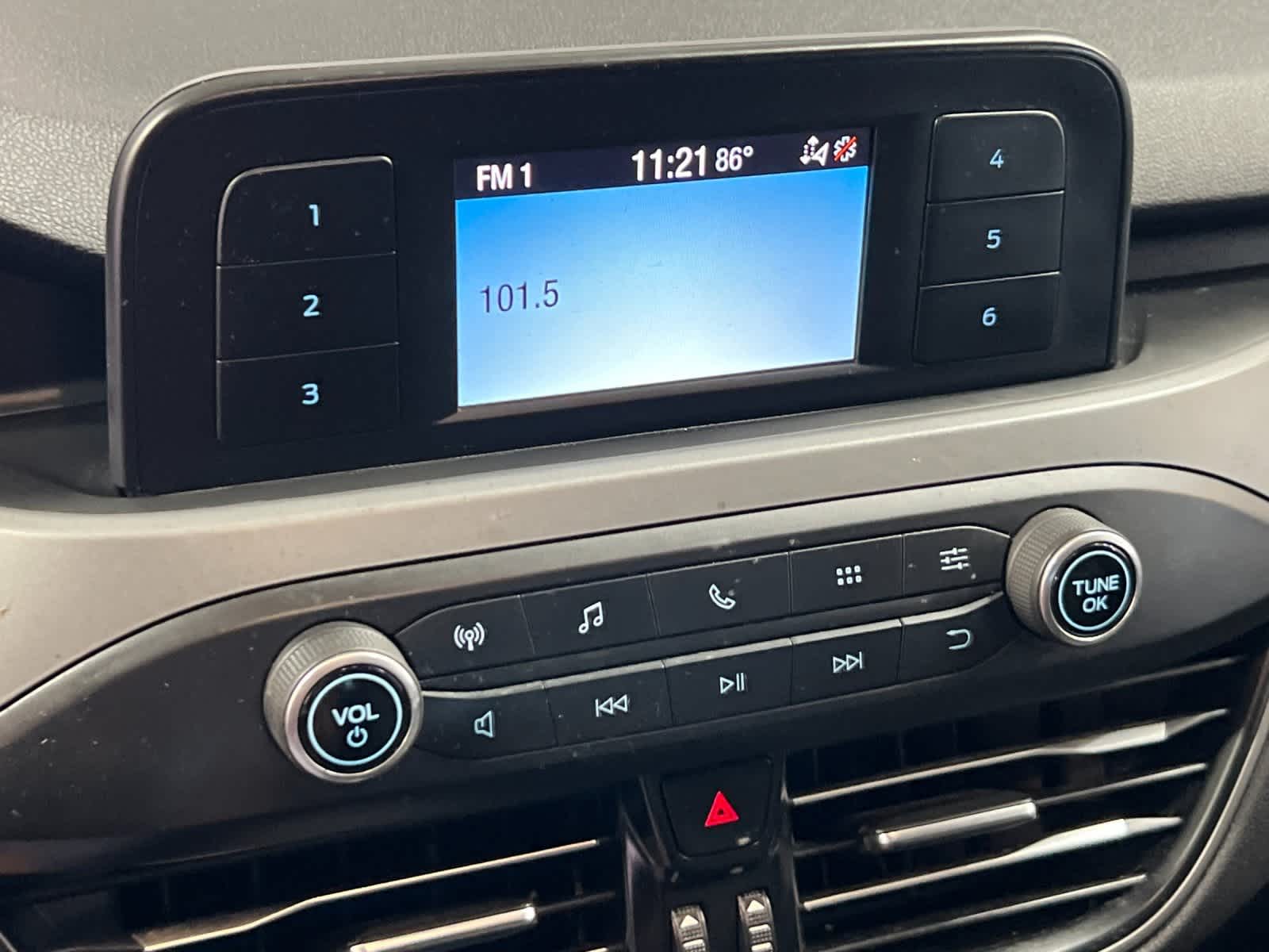 Thumbnail: 2020 Ford Escape - 18